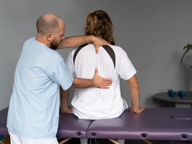 Knee Decompression at Heights Chiropractic Center in Houston