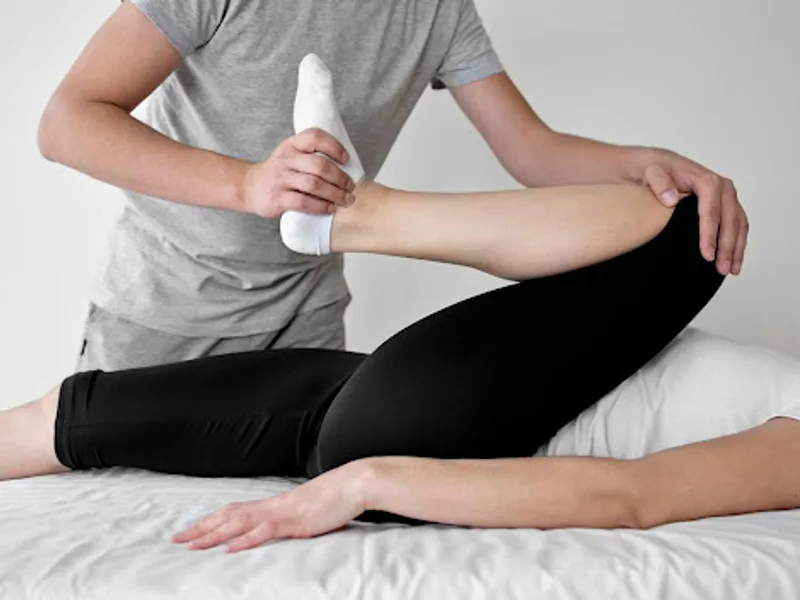 How Heights Chiropractic Center treats digestive health in Houston