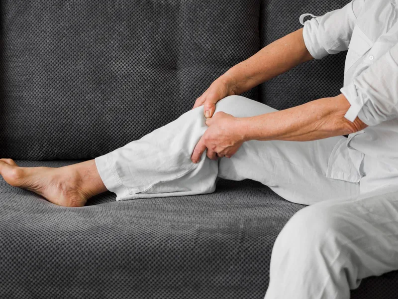 Chiropractic care for leg pain at Heights Chiropractic Center in Houston