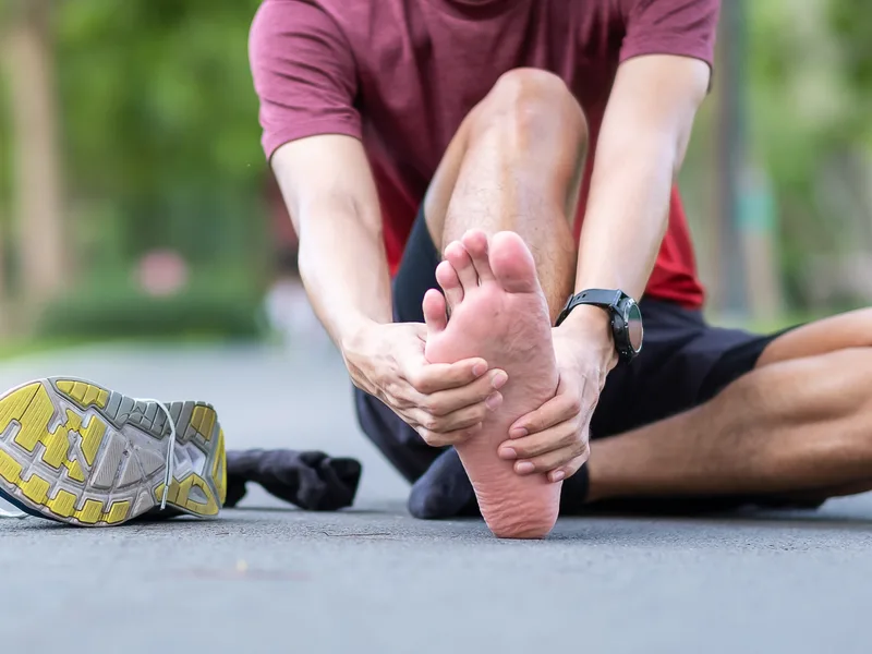 Heights Chiropractic Center treating plantar fasciitis in Houston