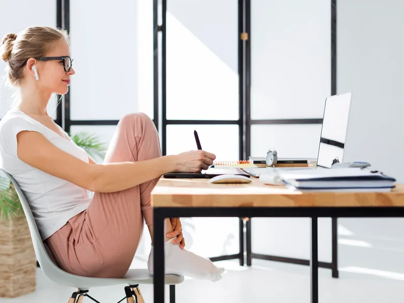 Heights Chiropractic Center treating poor posture in Houston